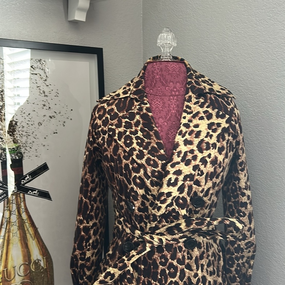 Vertigo Paris Leopard Print Jacket - Picture 5 of 8